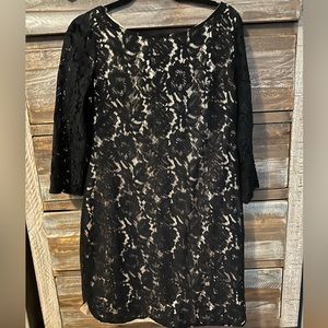 😎Vince Camuto Lace Dress